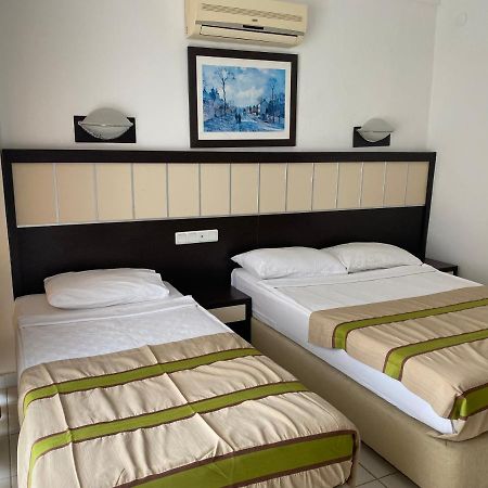 Club Marakesh Beach Hotel ベルディビ エクステリア 写真